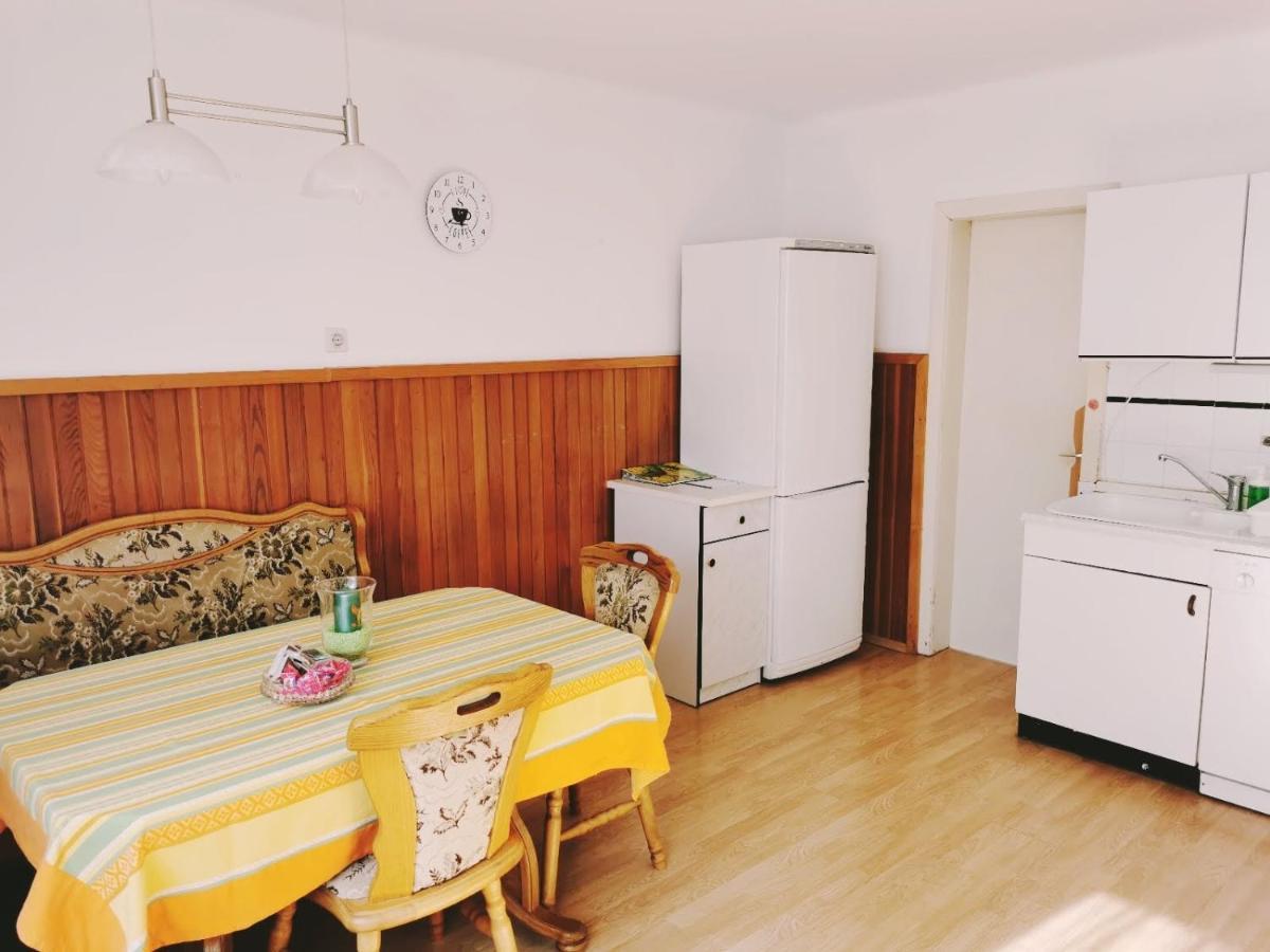 Apartma Rekar - A House, Where You Can Relax In The Embrace Of Nature Есенице Экстерьер фото