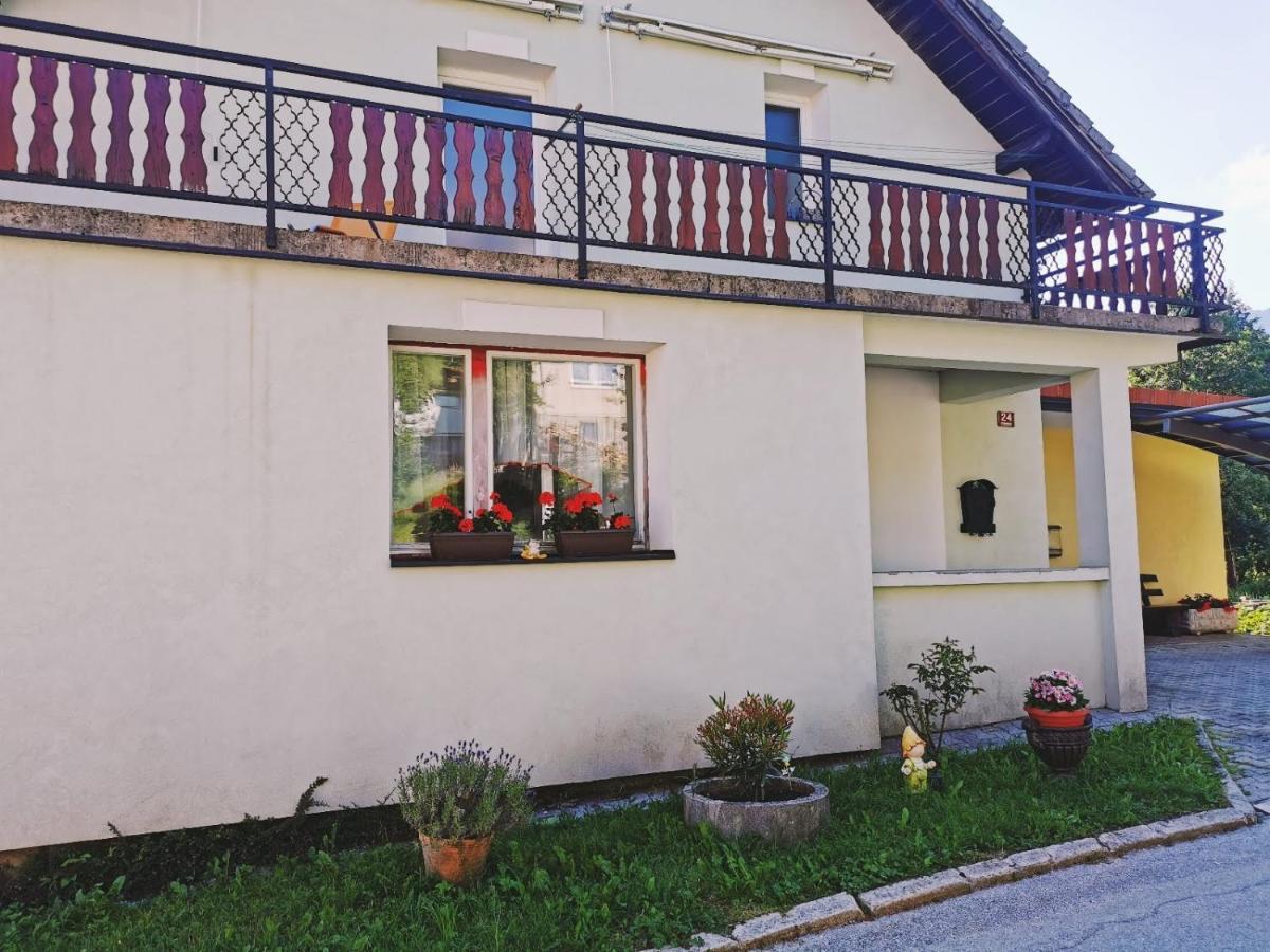 Apartma Rekar - A House, Where You Can Relax In The Embrace Of Nature Есенице Экстерьер фото